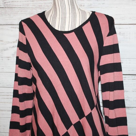 Alfani Womens Stripe Asymmetrical-Hem Tunic Sweater Black and Pink Size Medium - Picture 3 of 6